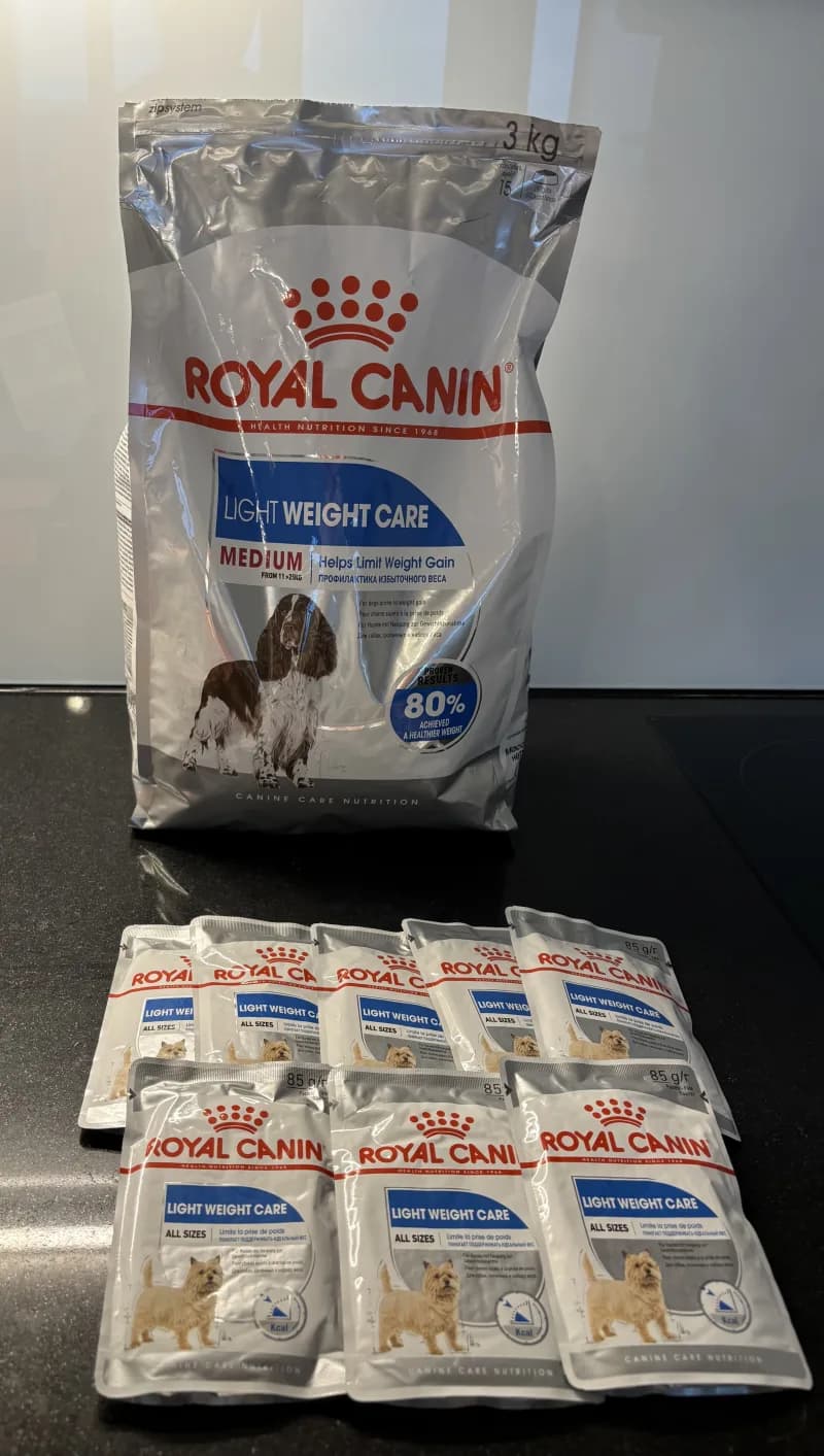 Dry & Wet Royal Canin Medium Light Weight Care