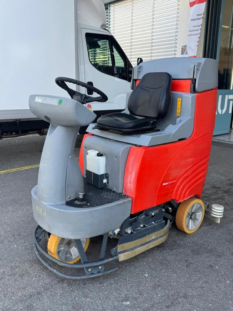 Hako Scrubmaster B115R scrubber-dryer (ride-on)