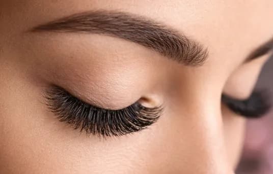 Eyelash Extensions Service